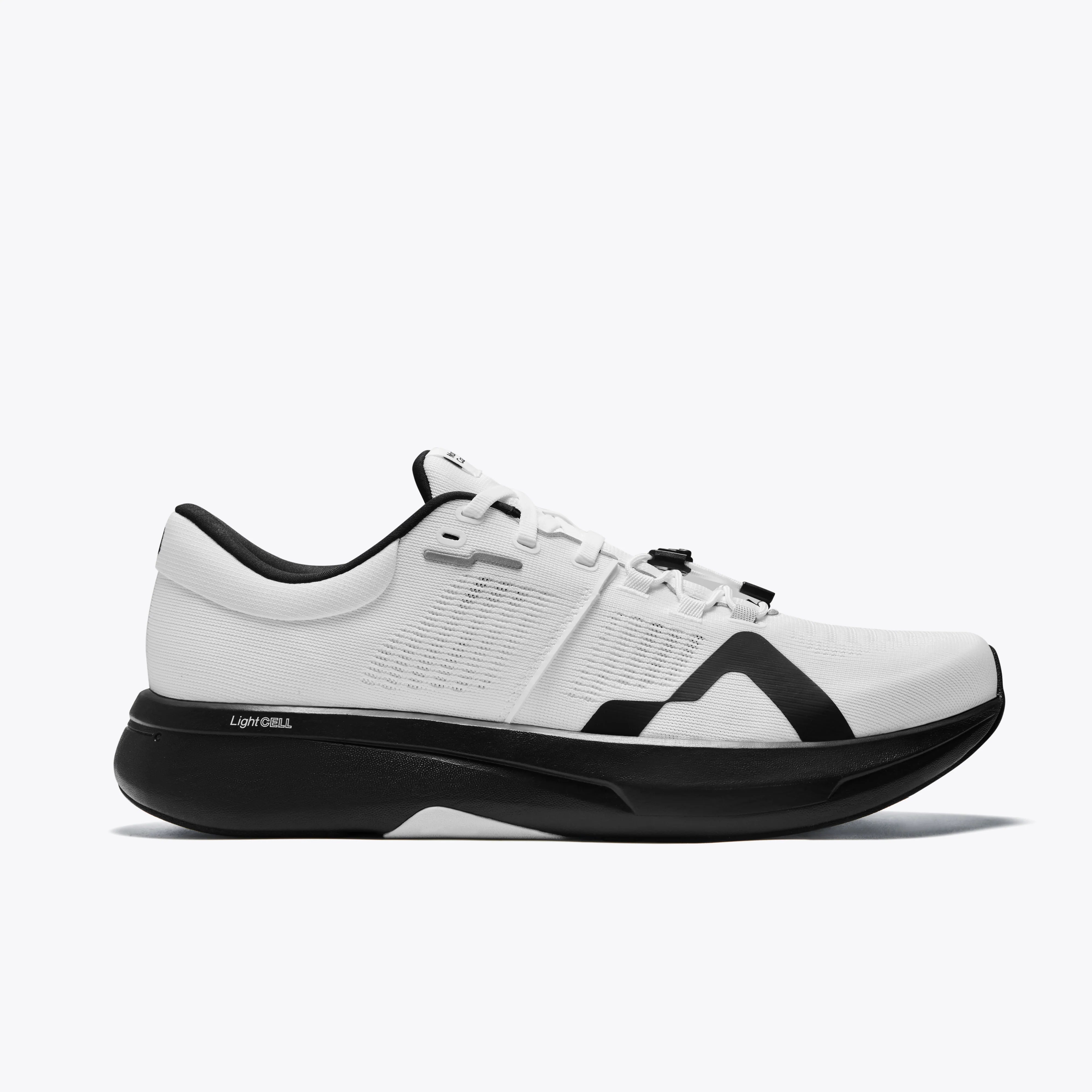 Mount to Coast R1 white running shoe with Lightcell technology #Color_white|black